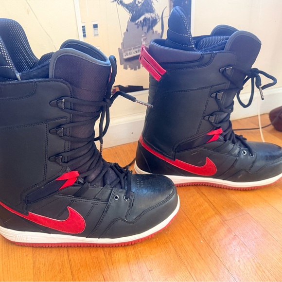 Nike Vapen Black and Red Snowboard Boots size 13 - Picture 2 of 8
